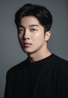  뮤지션 적재, 안테나 전속계약…본격 행보 시작