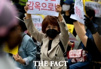  주옥순, 코로나19 완치 '퇴원'…