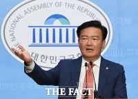  '자가격리 무단이탈' 고발 민경욱 