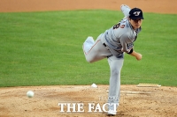 [TF포토] 장시환, 투구는 독수리처럼!