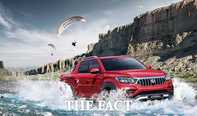 쌍용차가 렉스턴 스포츠 마케팅의 일환으로 인기 예능 프로그램 도시어부2를 제작 지원하고 인터넷 플랫폼을 통해 진행 및 방송되는 국내 최대 규모의 낚시대회를 개최한다고 2일 밝혔다. /쌍용차 제공