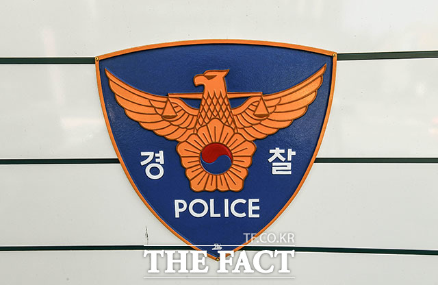 경기 부천오정경찰서는 7일 살인 혐의로 A(42)씨를 긴급체포해 조사하고 있다. /이동률 기자