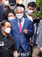 [TF포토] 구치소로 향하는 전광훈 목사