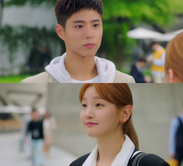 청춘기록 박보검(위쪽)은 박소담과 러브라인을 그릴 예정이다. /청춘기록 캡처