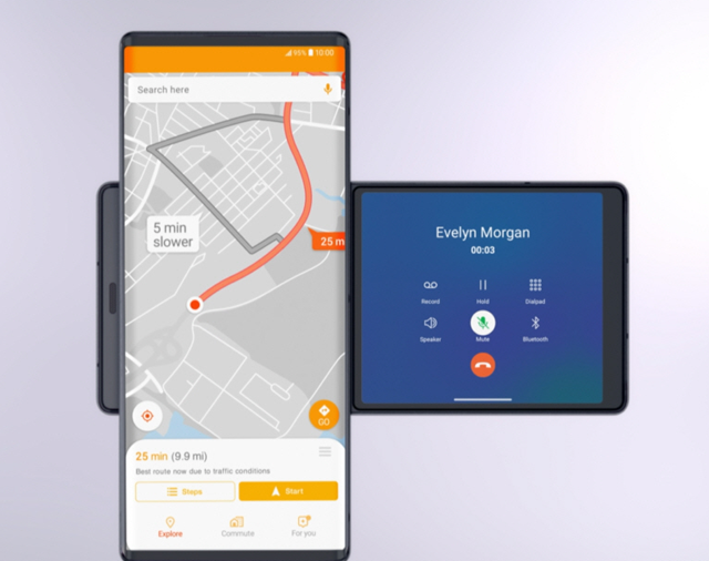 LG 윙은 메인 스크린을 시계방향으로 돌려 숨어 있던 세컨드 스크린과 함께 다양한 애플리케이션을 동시 활용할 수 있는 것이 특징이다. 사진은 내비게이션과 통화를 동시에 활용하는 모습. /LG전자 제공