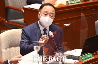 [TF포토] 예결위 4차 추경 심사, 발언하는 홍남기 부총리