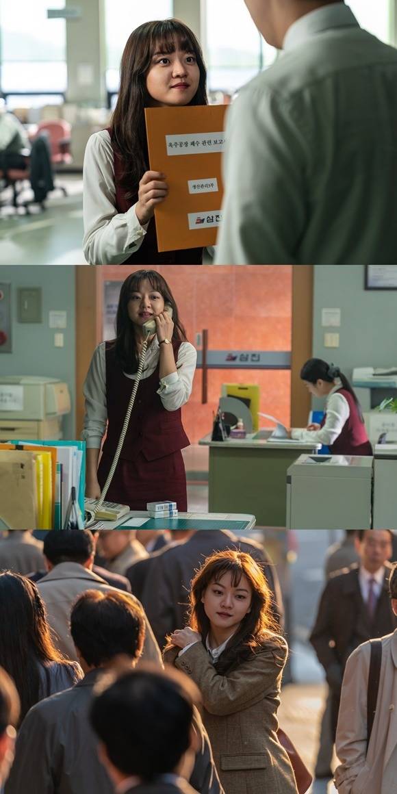 고아성이 삼진그룹 영어토익반을 통해 회사원이 된다. 그는 시나리오가 독특하고 신선했다며 작품을 향한 자신감을 내비쳤다. /롯데엔터테인먼트 제공