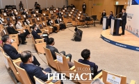 [TF포토] 기념사하는 김강립 보건복지부 차관