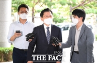  법정 선 황교안 '총선 패배, '천추의 한'…회한의 나날 보내'