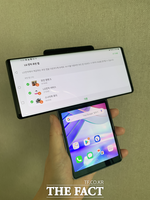  'ㅜ·ㅏ·ㅗ' 돌아가는 'LG 윙' 가격 109만 원…화면 교체 70% 할인 제공