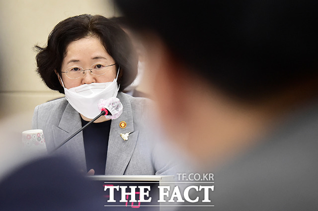 앞으로 가맹본부가 가맹점 부담으로 광고·판촉 행사를 하려면 사전에 일정 비율 이상의 가맹사업자로부터 동의를 받아야 한다. /더팩트 DB