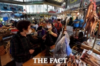[TF포토] 추석 앞두고 재래시장은 '북적북적'