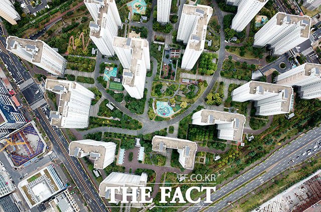 2016년 건당 평균 900만 원이었던 서울 주택 취득세가 3년 만에 458만 원 증가한 것으로 나타났다. /이덕인 기자