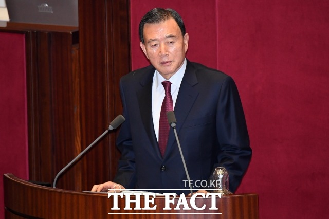 홍문표 국민의힘 의원은 25일 한국농수산식품유통공사가 김장SHOW에 지나친 예산을 사용했다고 지적했다. /남윤호 기자