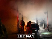  군산 자동차 공업사 화재...4000여만 원 피해