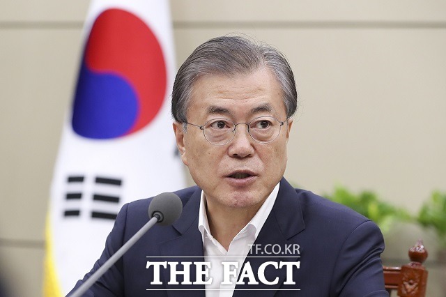 문재인 대통령이 6일 해가 갈수록 한국어의 인기가 높아지고 있다며 한국어교육 지원사업을 더 체계적으로 추진해 나갈 방침을 밝혔다. /청와대 제공