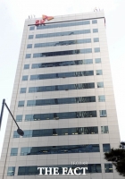 [속보] 검찰, 최신원 SK네트웍스 회장 자택 등 10곳 압수수색