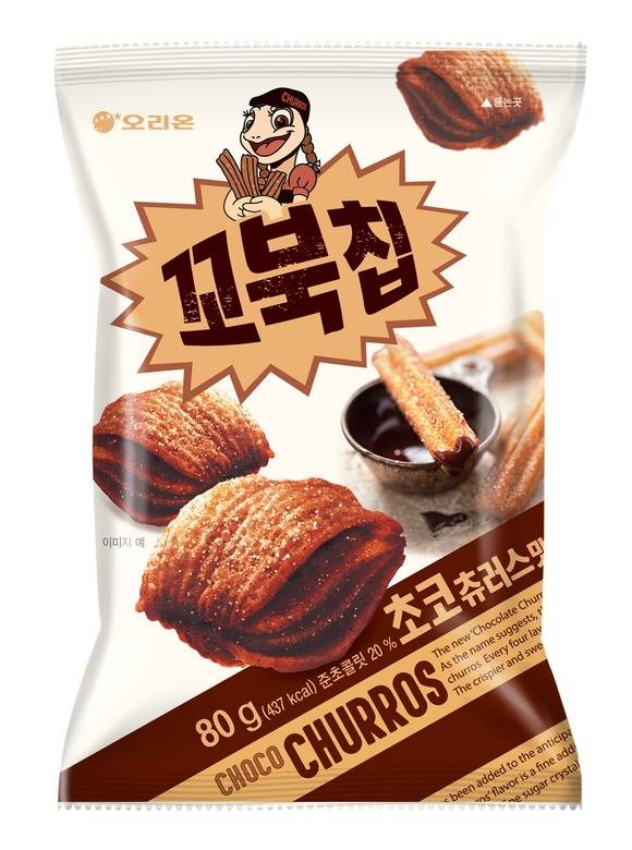 오리온의 꼬북칩 초코츄러스맛이 출시 한 달 만에 판매량 10억 원을 돌파했다. /오리온 제공