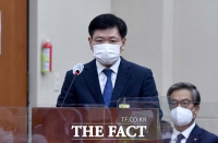 [TF포토] 금감원 국정감사 출석한 강성모 우리은행 상무