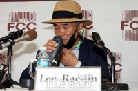  피살 공무원 유족 '文 편지 내용 실망' 해경에 정보공개 청구…타이핑만 해명한 靑(종합)