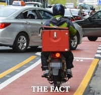  '배달 오토바이' 보험료, 더 낮아진다…자기부담금 도입