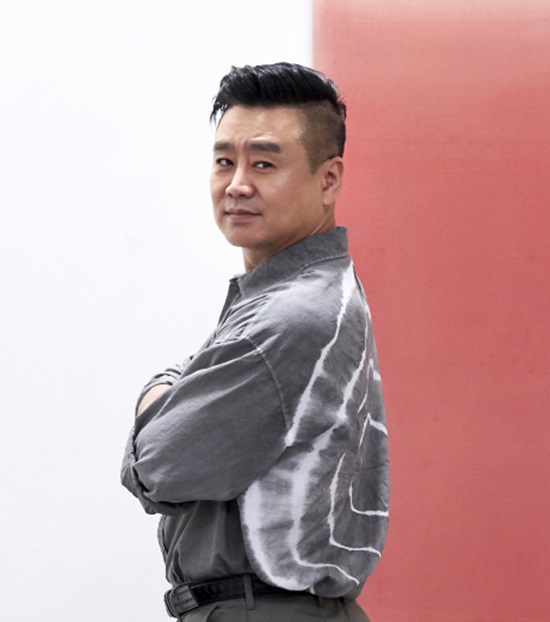 파주문달(파주 문화의 달) 추진위원장을 맡고 있는 이광기는 예술작품 감상과 경매쇼를 결합한 토크콘서트 형태여서 흥미를 더해줄 것으로 기대한다고 말했다. /파주문달 추진위 제공