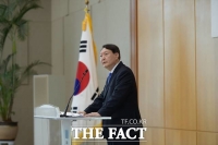  윤석열 총장, '라임사태 검사 로비 의혹 신속수사하라'