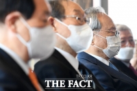 [TF포토] 생각에 잠긴 박관용