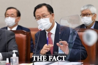  '3년차' 한전 김종갑, 적자 경영에 일감 몰아주기까지…'끝없는 논란'