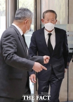 [TF사진관] 고 이건희 회장 빈소 찾은 허창수 회장