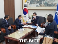  이낙연 “지방의정연수센터 전북 설립 적극 협조하겠다”