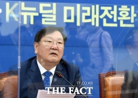  김태년 '文 향한 野 고성, 국회 품격 스스로 훼손…깊은 유감'