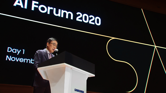 김기남 삼성전자 대표이사 부회장이 삼성 AI 포럼 2020에서 개회사를 하고 있다. /삼성전자 제공