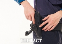  경찰, 고속도로서 만취 음주운전한 40대 실탄 쏴 검거