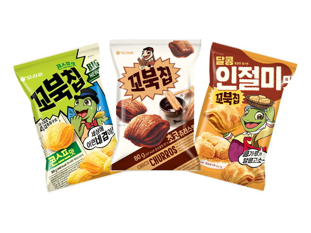 오리온의 꼬북칩이 신제품 꼬북칩 초코츄러스맛의 폭발적인 인기에 힘입어 10월 한국법인 매출액이 67억 원을 돌파했다. /오리온 제공