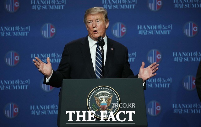 도널드 트럼프 미국 대통령이 4일(현지시간) 트위터에 우리가 거대한 승리를 거뒀다며 재선 성공을 주장했다. /임세준 기자