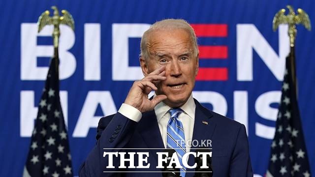 조 바이든 민주당 대선 후보 캠프가 도널드 트럼프 대통령이 선거 사기를 주장할 경우 백악관에서 강제로 끌어낼 수 있다고 경고했다. /AP.뉴시스