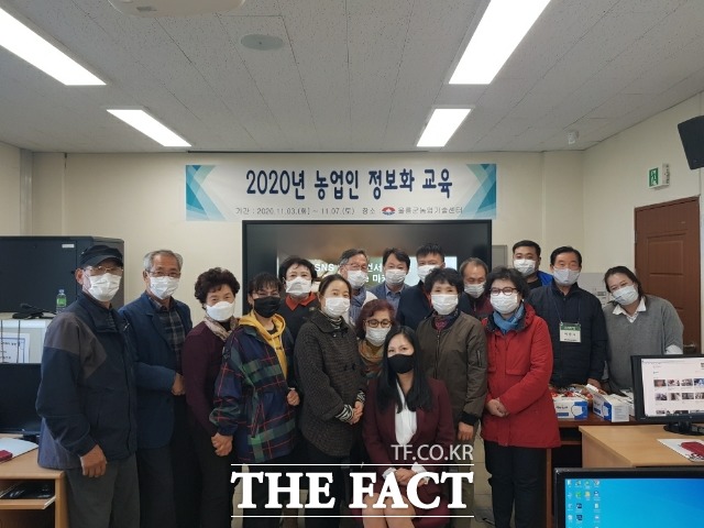 울릉군은 지역 농산물 홍보를 위한 농업인 정보화 역량강화를 위해 지난 3일부터 7일까지 5일간 ‘농업인 정보화 역량강화’ 교육을 실시했다. /울릉군 제공