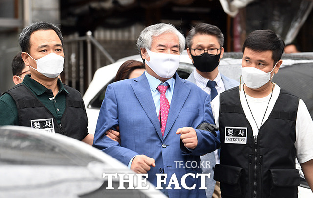 서울중앙지법 형사합의34부(허선아 부장판사)는 9일 공직선거법 위반 혐의 등으로 기소된 전 목사의 6차 공판기일을 열었다. /이동률 기자