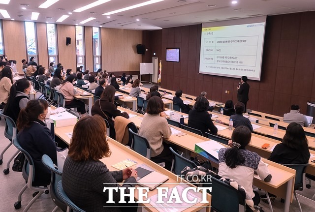 (사)경북ICT융합산업진흥협회 는 9일 ‘찾아가는 소프트웨어 미래채움교실 강사들을 대상으로 교육지원 워크숍을 가졌다./경북ICT융합산업진흥협회 제공