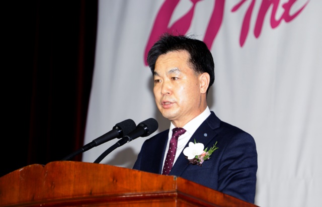 김진균 신임 Sh수협은행장이 11일 오전 서울 송파구 본사에서 열린 취임식에서 취임사를 하고 있다. /Sh수협은행 제공