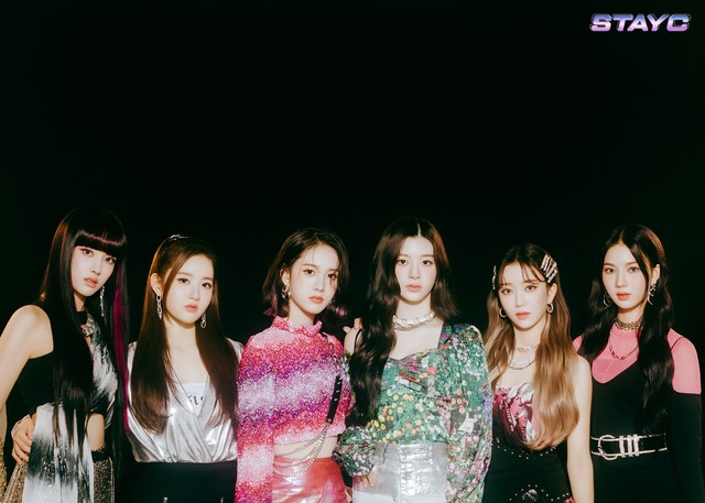 블랙아이드필승이 자체 제작하는 걸그룹 스테이씨가 12일 첫 번째 싱글 Star To A Young Culture를 발표하고 정식 데뷔한다. /하이업엔터 제공
