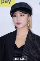  '근육통 호소' 마마무 휘인, 스케줄 불참…결과 기다리는 중