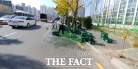  부산 각종 사고 잇따라…트럭에 실린 맥주병 '와르르'
