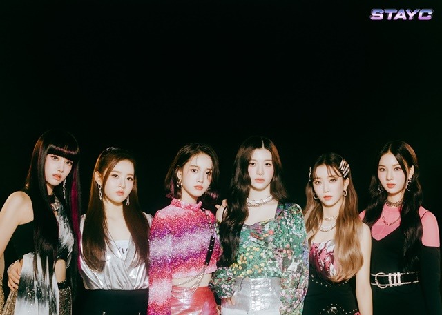 스테이씨가 데뷔곡 SO BAD로 음원차트에서 존재감을 나타냈다. 이들은 13일 뮤직뱅크를 시작으로 본격적인 활동을 펼칠 예정이다. /하이업엔터테인먼트 제공