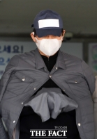  이종필·靑행정관 ''김봉현 검사 술접대'는 사실'