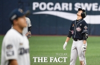 [TF포토] 김재호, '무리한 2루 진루로 아웃!'