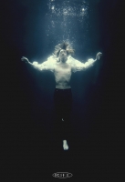  엑소 카이, 강렬한 수중 컷…솔로 데뷔 카운트다운