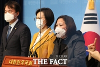 [TF사진관] 중대재해기업처벌법 제정 촉구하는 고 김용균 어머니