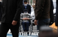 [TF포토] 휠체어 탄 이만희 총회장